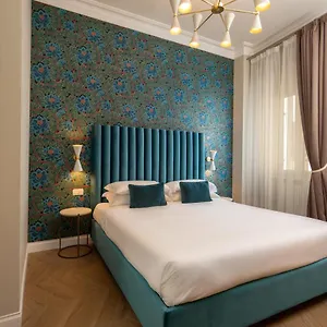 https://porta-castello-suites.it-romehotels.com