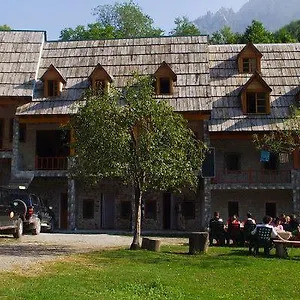 Bujtina Harusha Albania