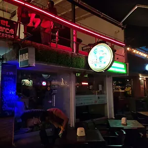 Casa Blanca Hostel