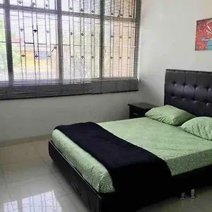 Spacious Studio Central Location Bogotá